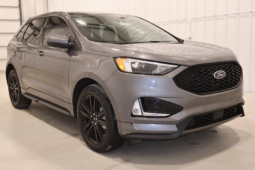 Certified 2023 Ford Edge ST-Line image 4