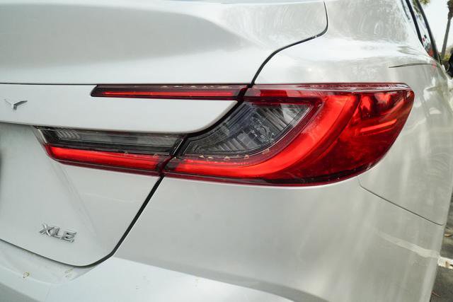 Used 2025 Toyota Camry XLE image 36