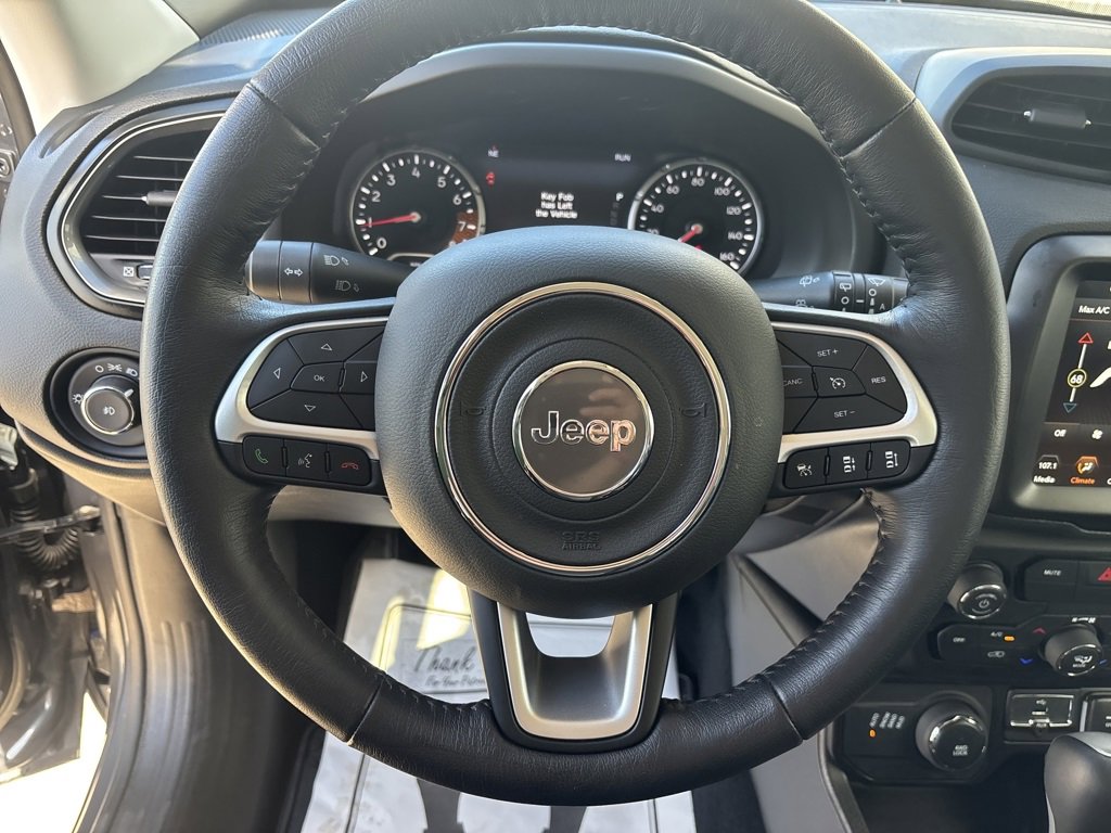Used 2023 Jeep Renegade Limited image 16