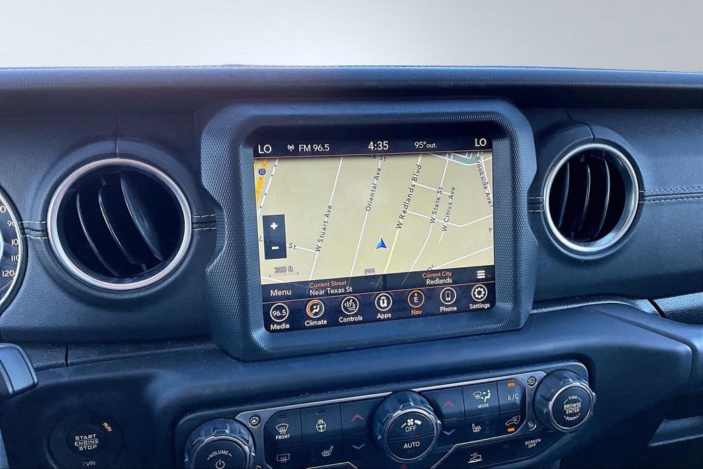 Certified 2020 Jeep Gladiator Overland image 10