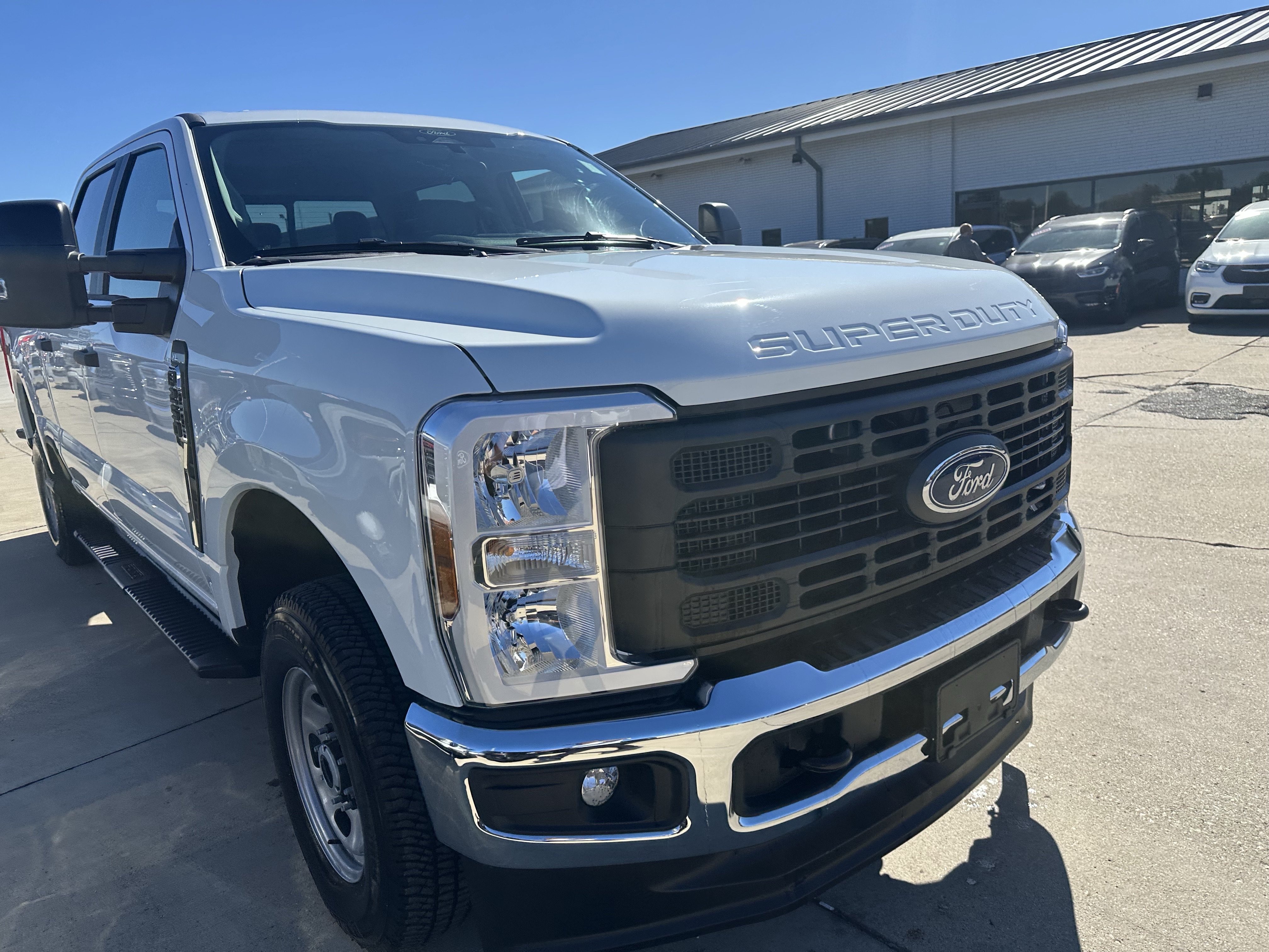 Used 2025 Ford F250 XL w/ XL Chrome Package AWD/4WD image 3
