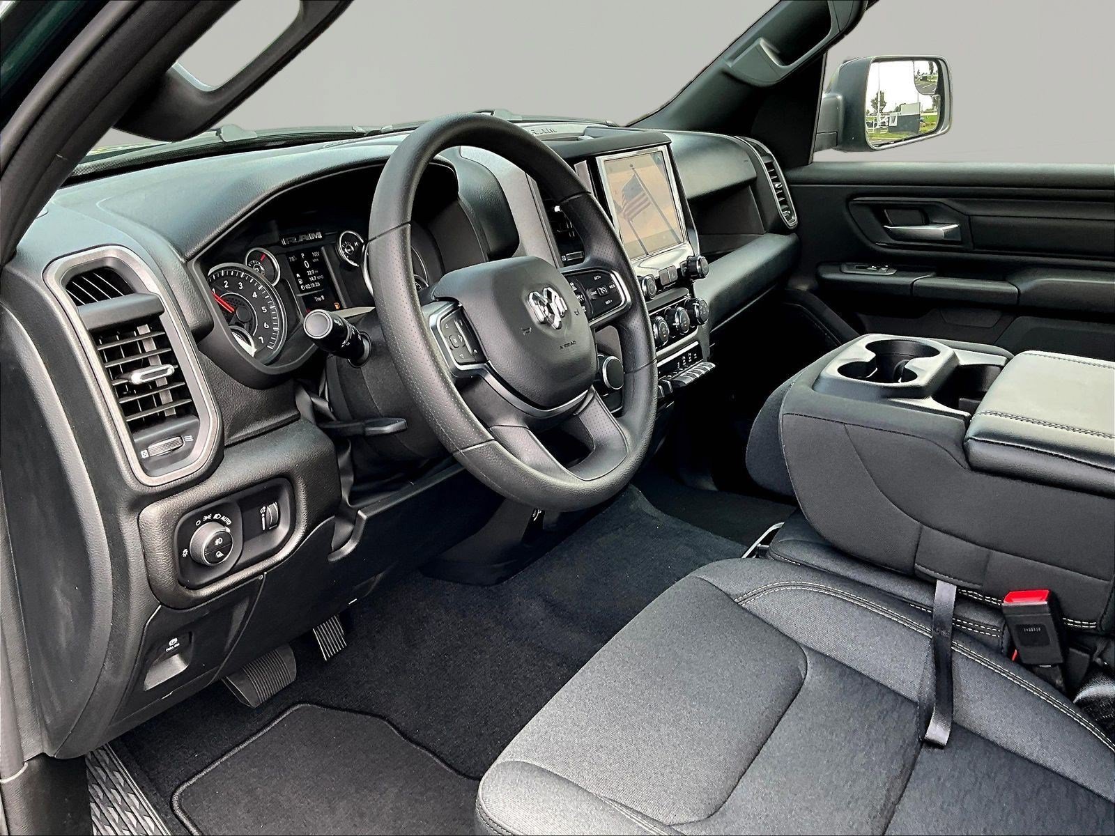 New 2026 RAM 1500 Express AWD/4WD image 16