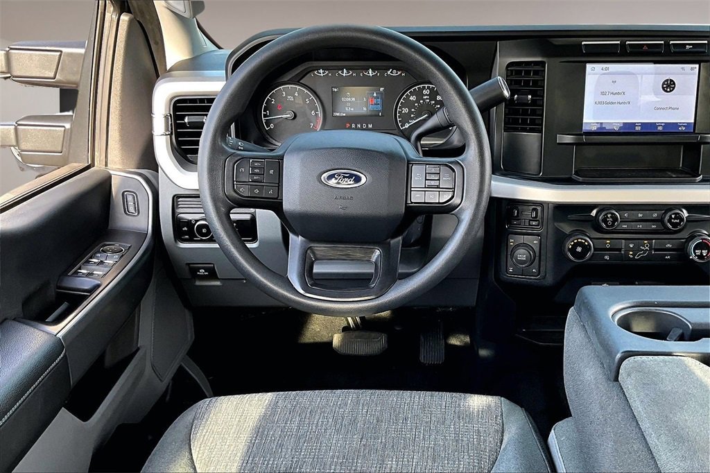 Used 2023 Ford F250 XLT image 5