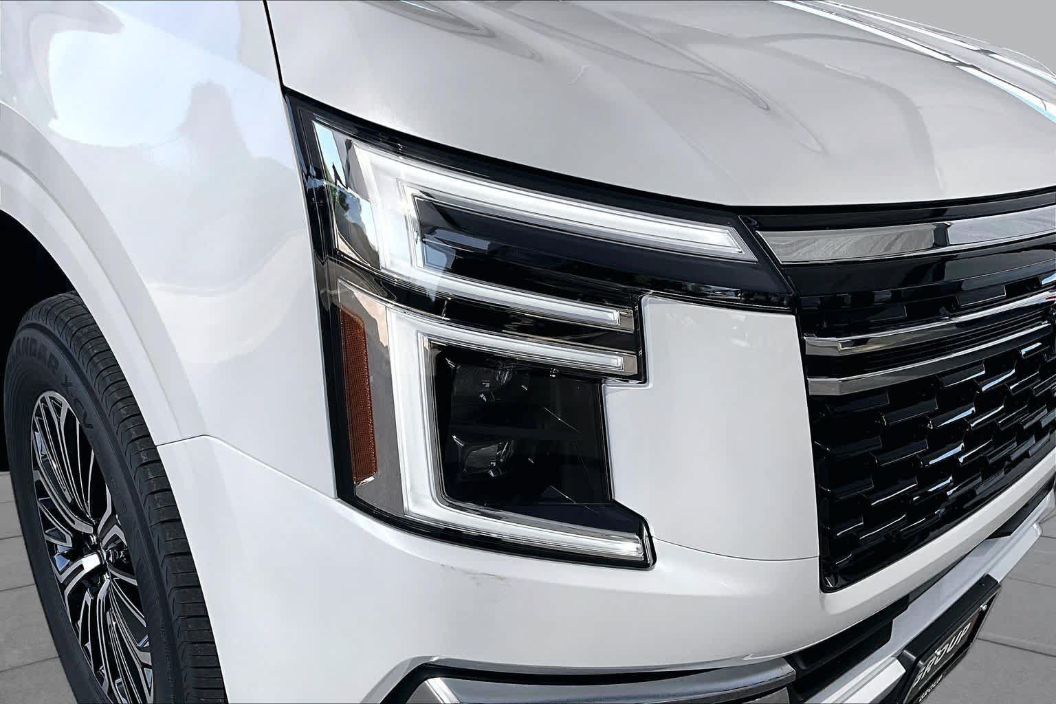 New 2026 Nissan Armada Platinum AWD/4WD image 18