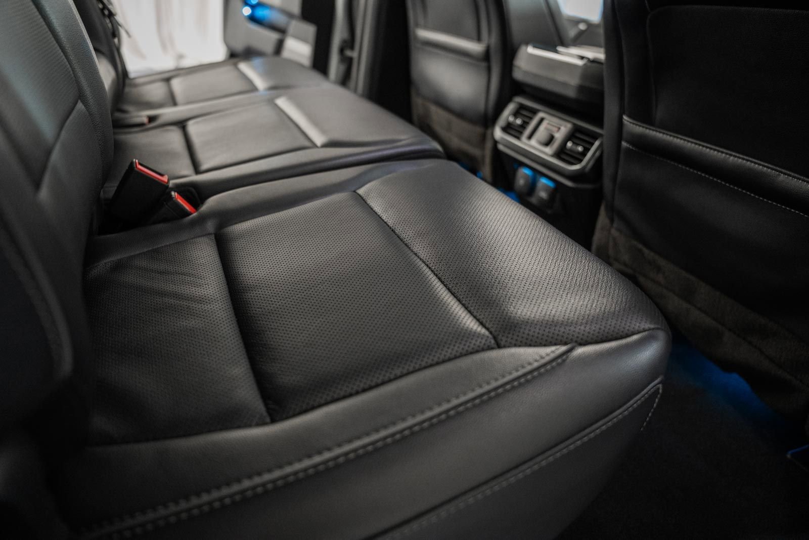 Used 2023 Ford F150 Lariat w/ Equipment Group 502A High image 41