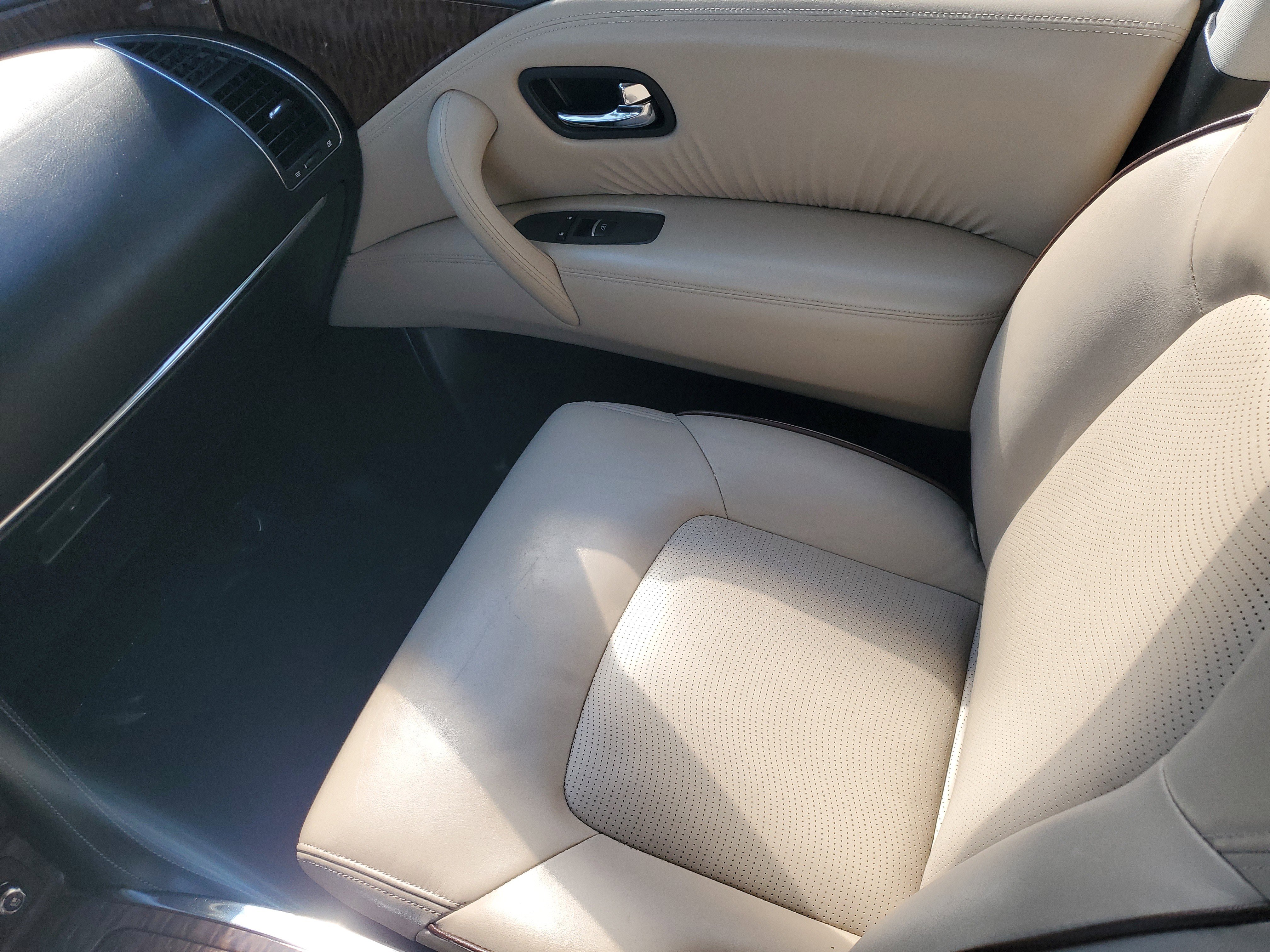 Used 2020 Nissan Armada Platinum w/ Captain's Chairs Package image 13