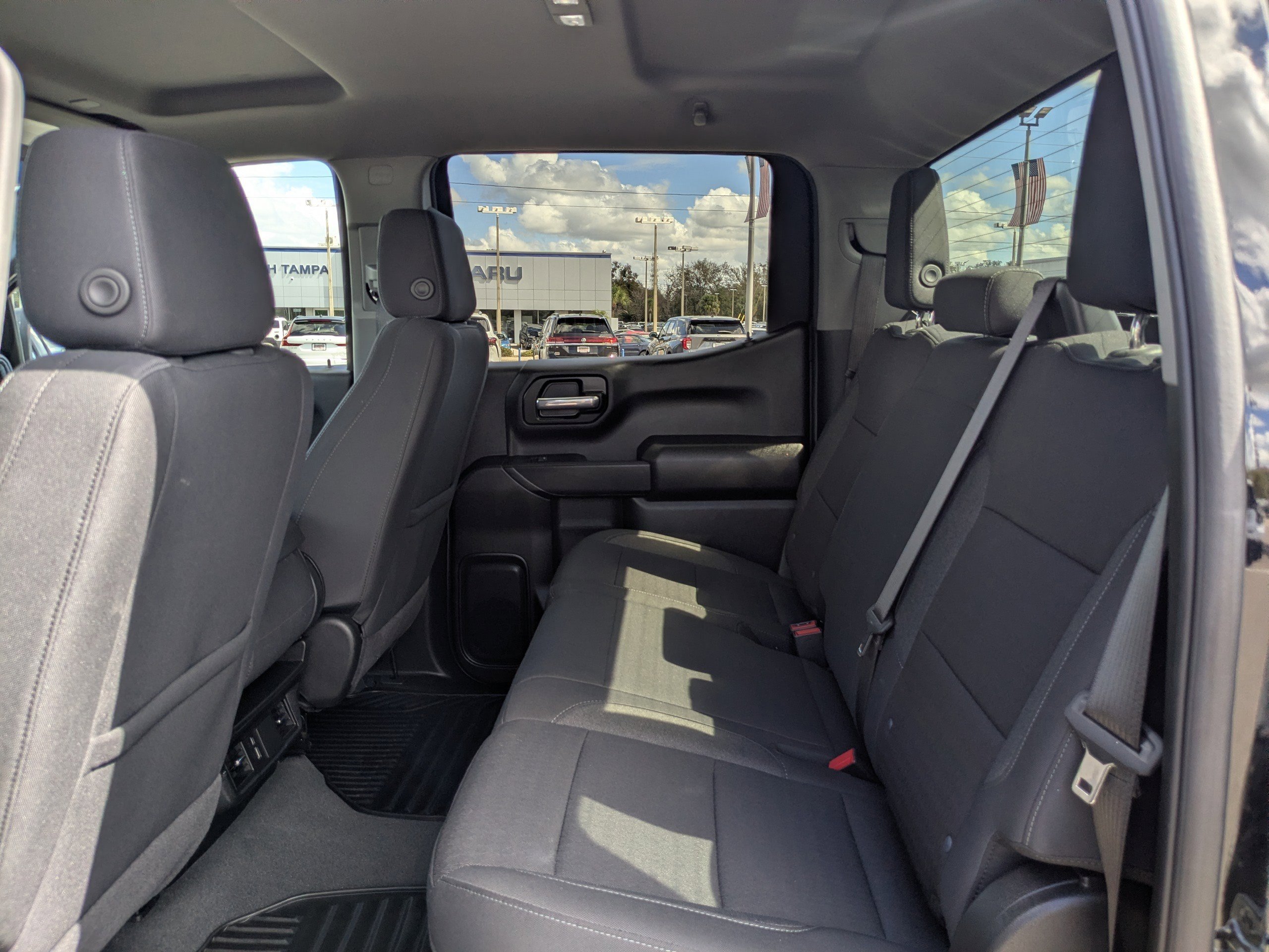 Used 2025 Chevrolet Silverado 1500 Custom image 13