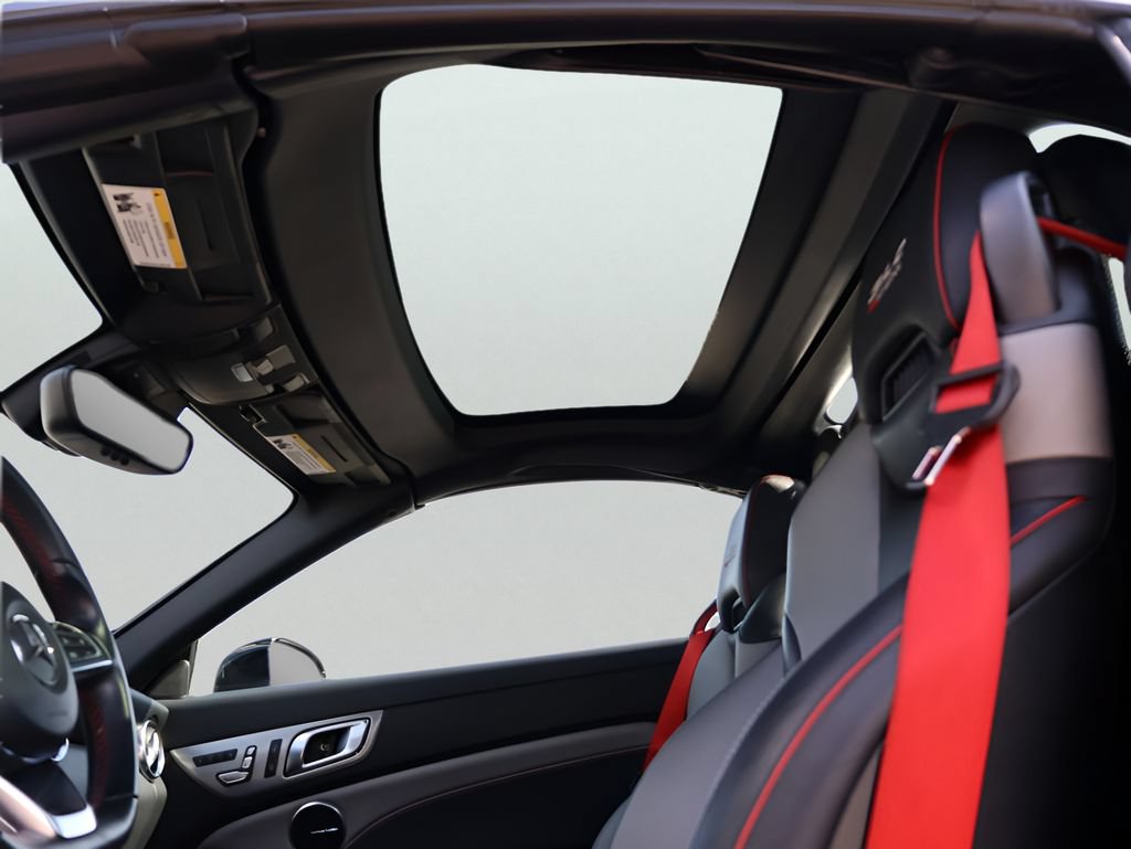 Used 2019 Mercedes-Benz SLC 43 AMG image 38