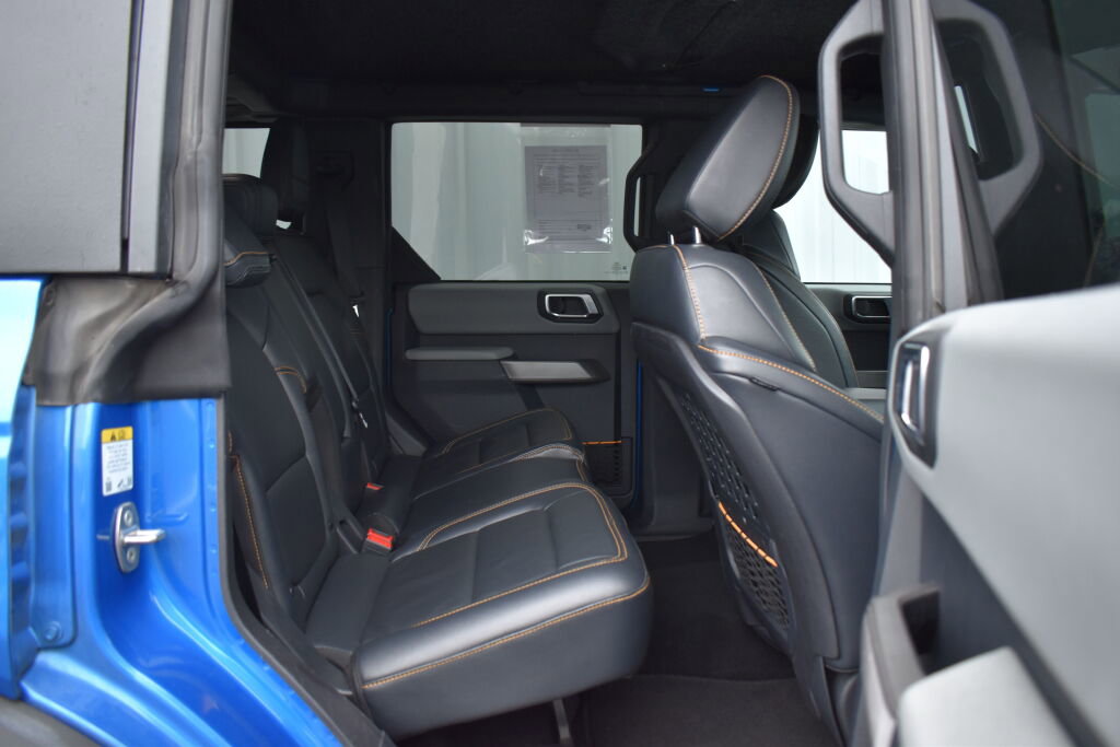 Used 2022 Ford Bronco Badlands image 23