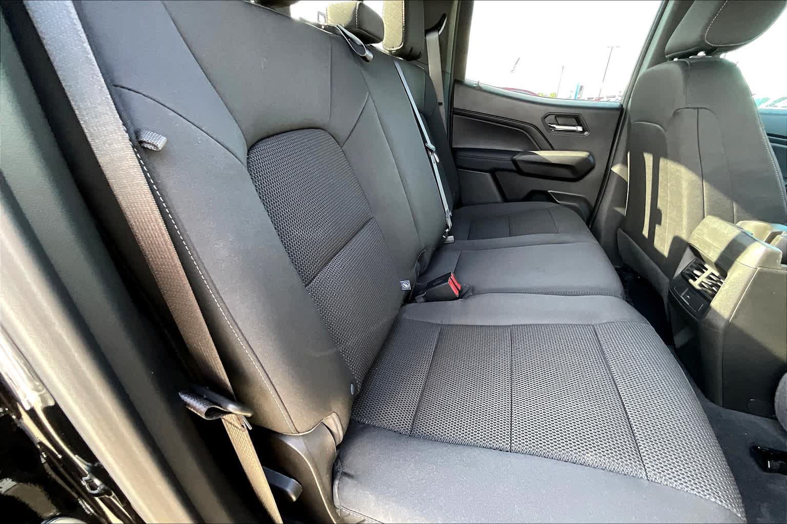 Used 2024 Chevrolet Colorado LT w/ LT Convenience Package RWD image 19
