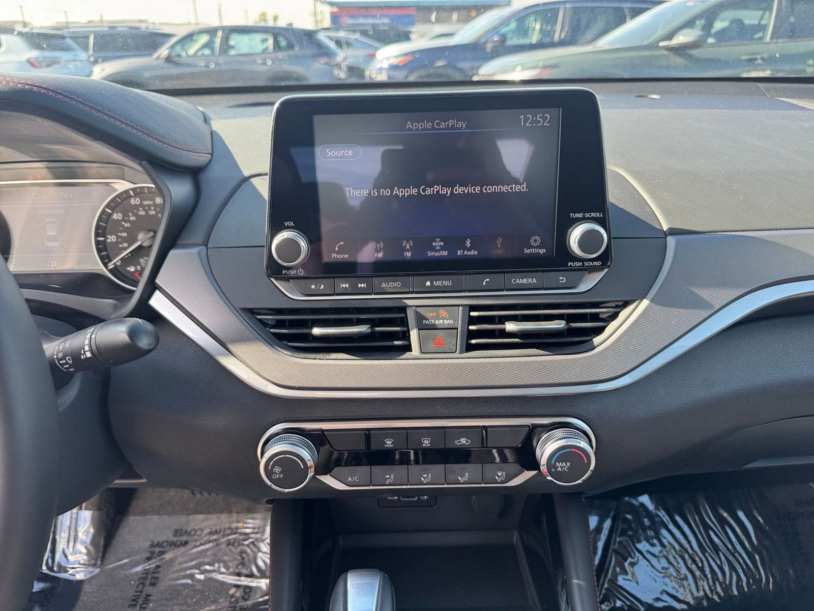 Used 2025 Nissan Altima 2.5 SR image 18