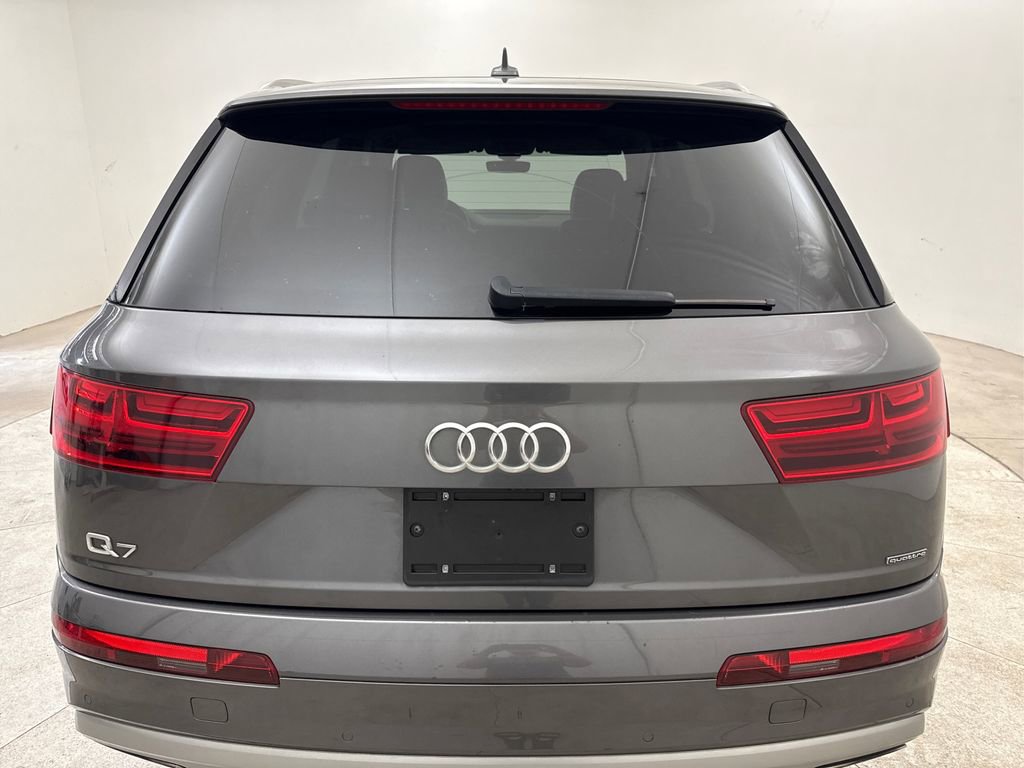 Used 2019 Audi Q7 2.0T Premium Plus w/ Premium Plus Package AWD/4WD image 21