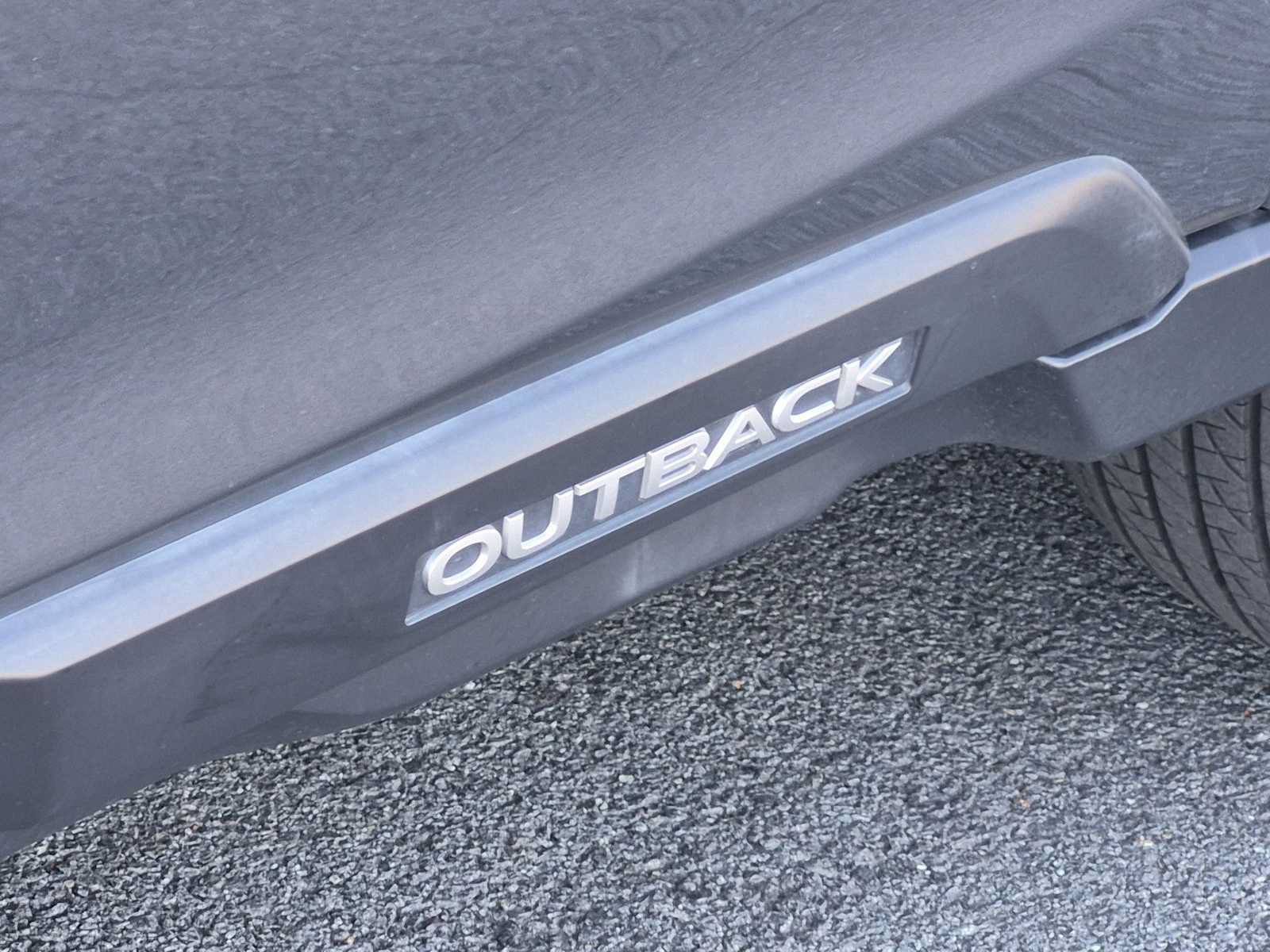 Certified 2023 Subaru Outback Touring XT AWD/4WD image 13