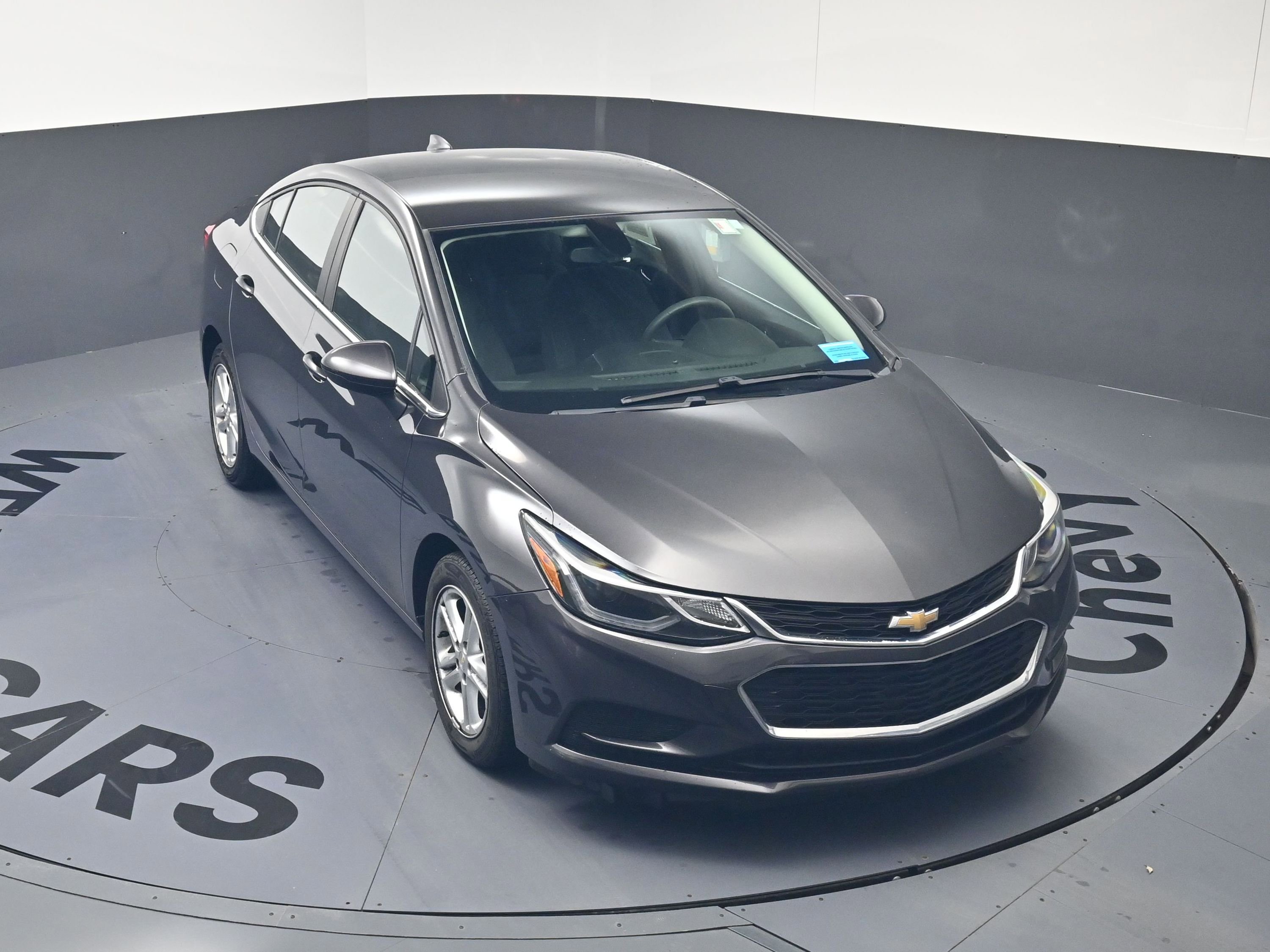 Used 2017 Chevrolet Cruze LT w/ Convenience Package image 14