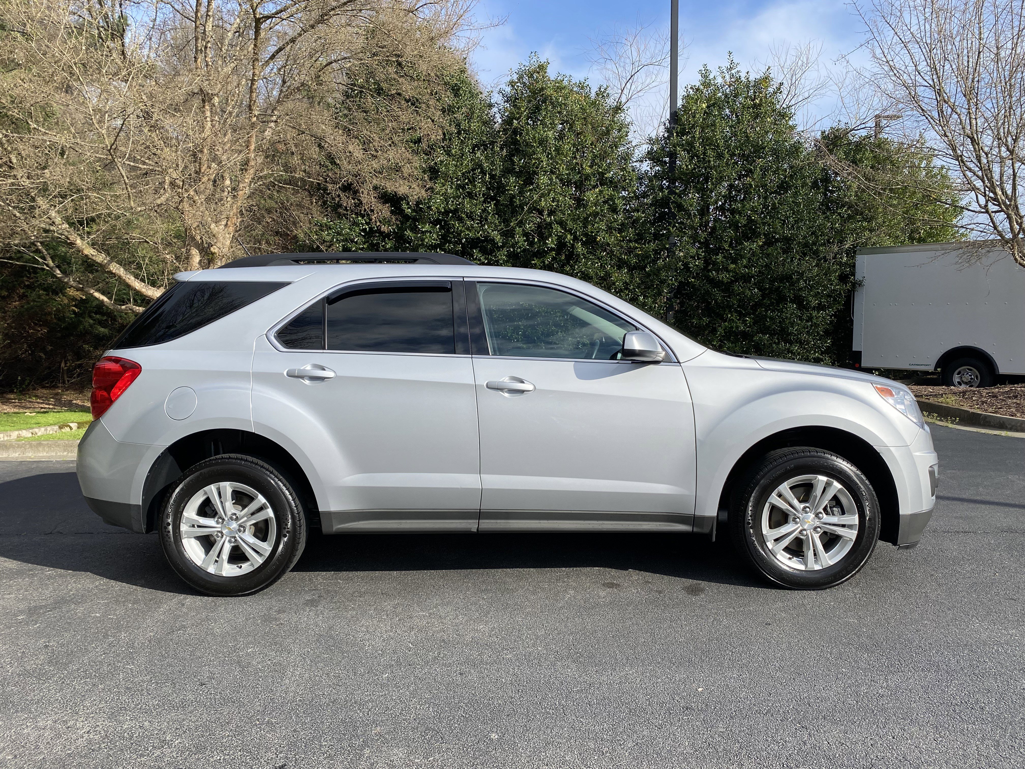 Used 2015 Chevrolet Equinox LT image 10