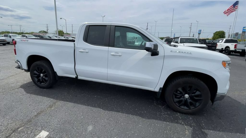 Used 2023 Chevrolet Silverado 1500 LT w/ All Star Edition Plus AWD/4WD image 3