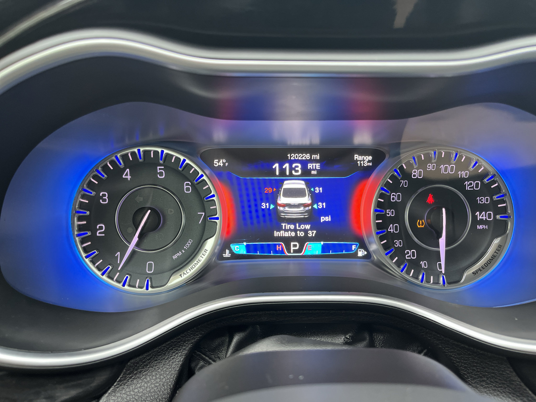 Used 2015 Chrysler 200 C FWD image 21