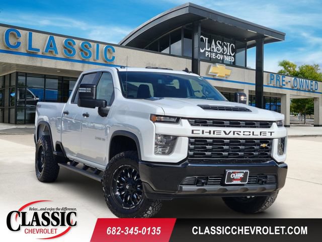 Used 2022 Chevrolet Silverado 2500 Custom w/ Custom Value Package AWD/4WD image 1