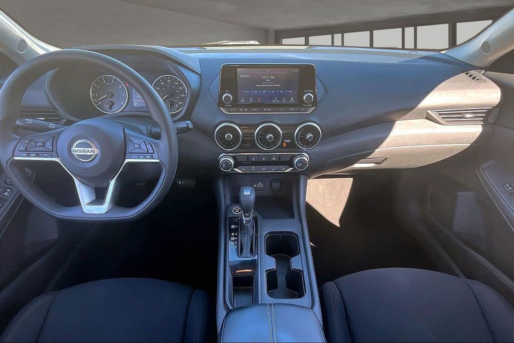 Used 2023 Nissan Sentra S image 7
