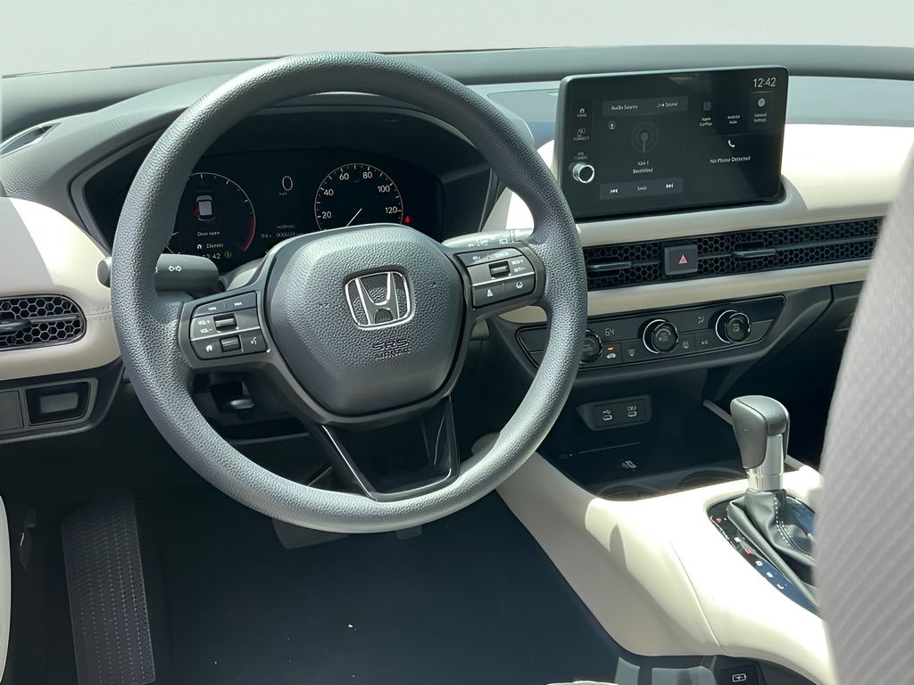 Certified 2026 Honda HR-V LX image 25