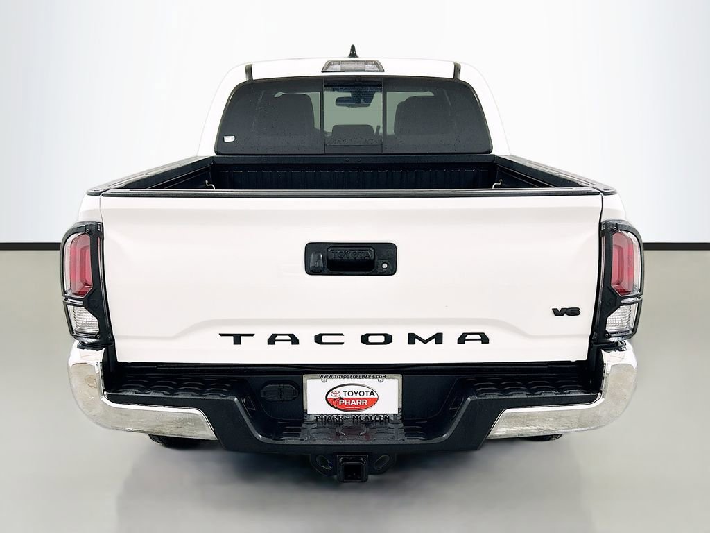 Used 2023 Toyota Tacoma TRD Off-Road AWD/4WD image 5