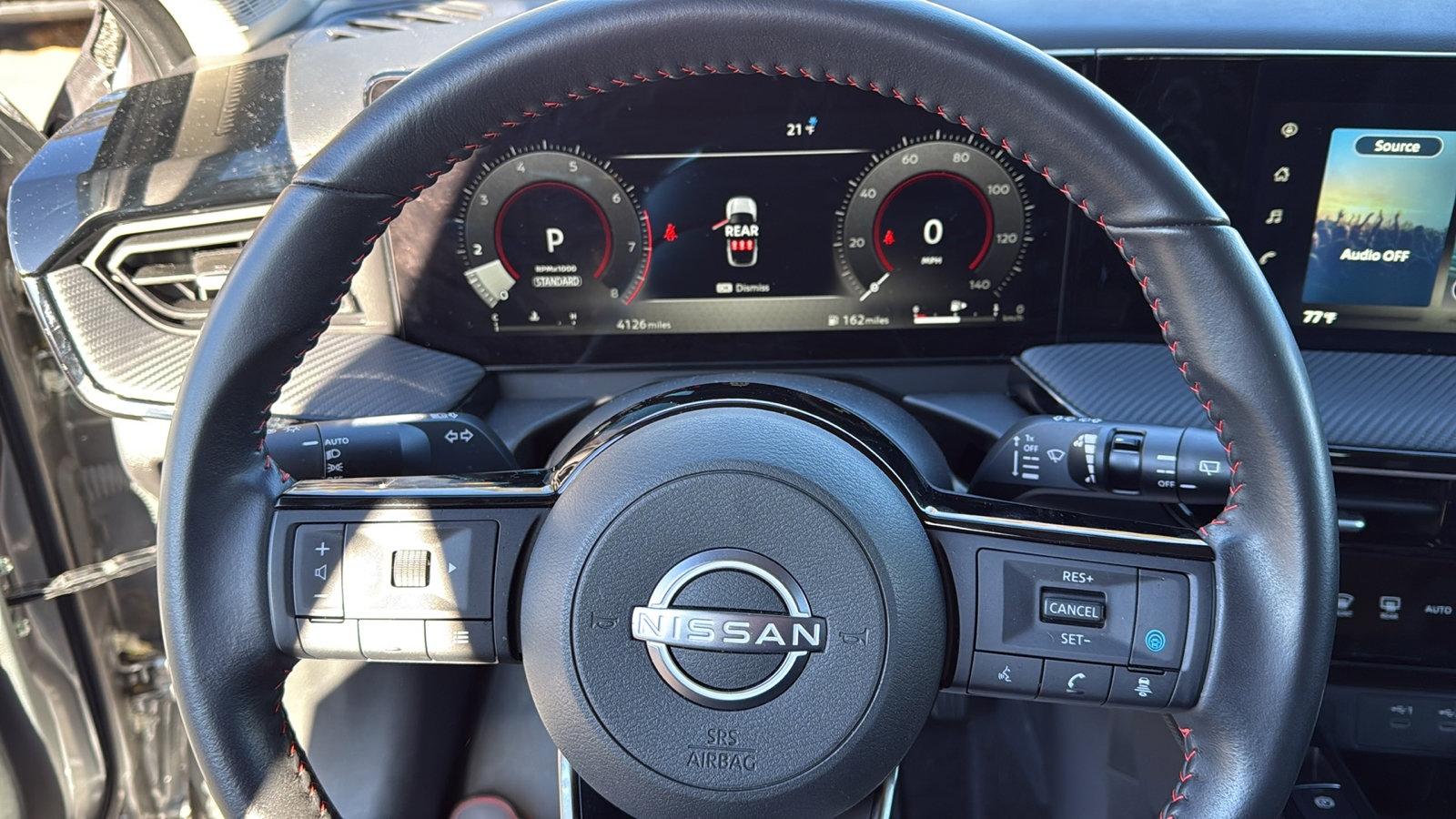 Certified 2025 Nissan Kicks SR image 9