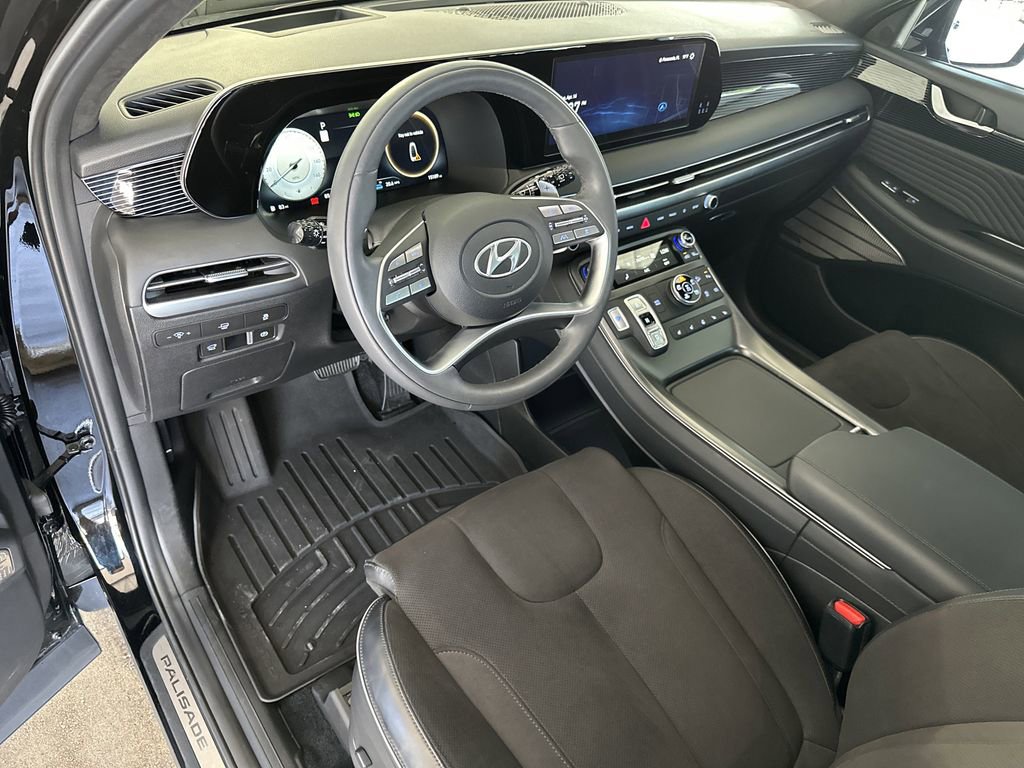 Used 2025 Hyundai Palisade Calligraphy image 14