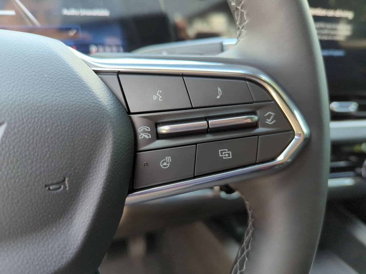 New 2027 Chevrolet Equinox LT FWD image 11
