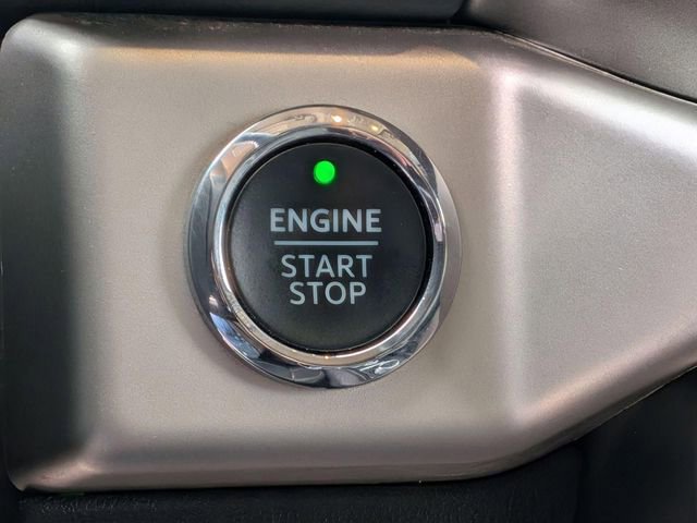 Used 2023 Ford Expedition XLT AWD/4WD image 19