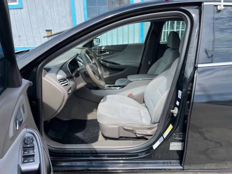 Used 2016 Chevrolet Malibu LS FWD image 10