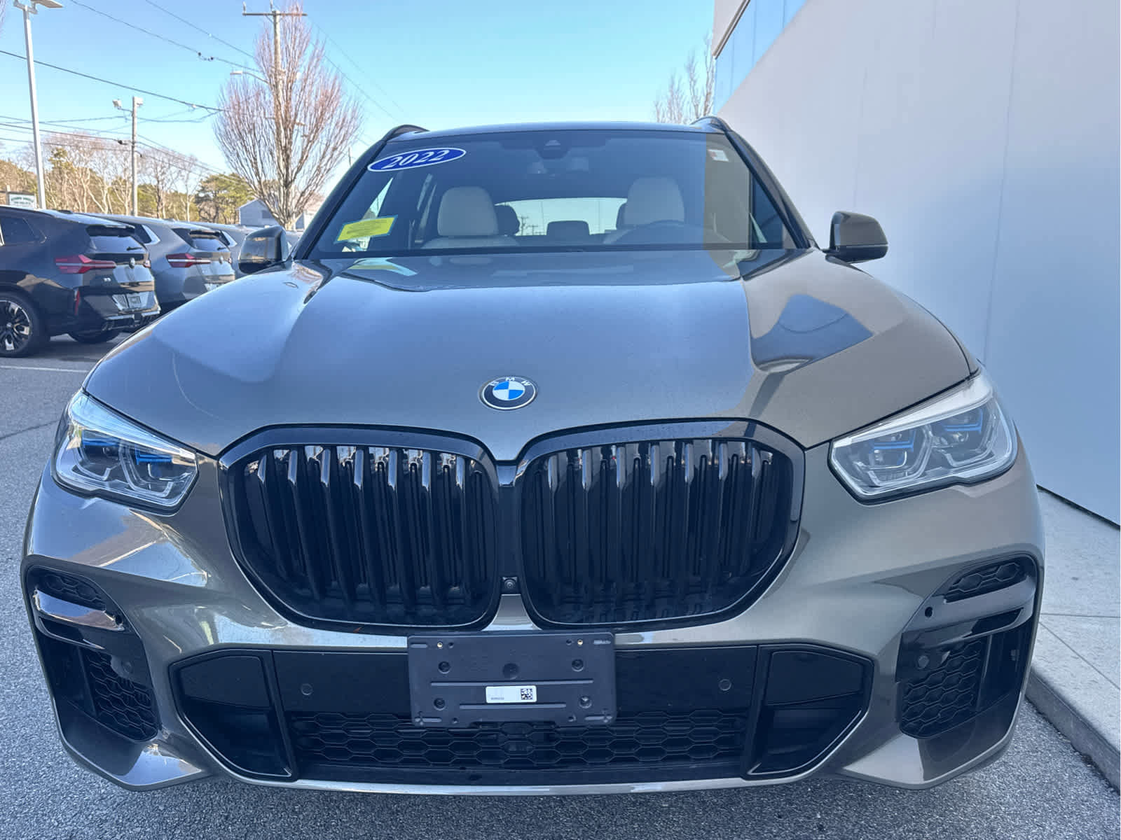 Used 2022 BMW X5 M50i w/ Executive Package image 7