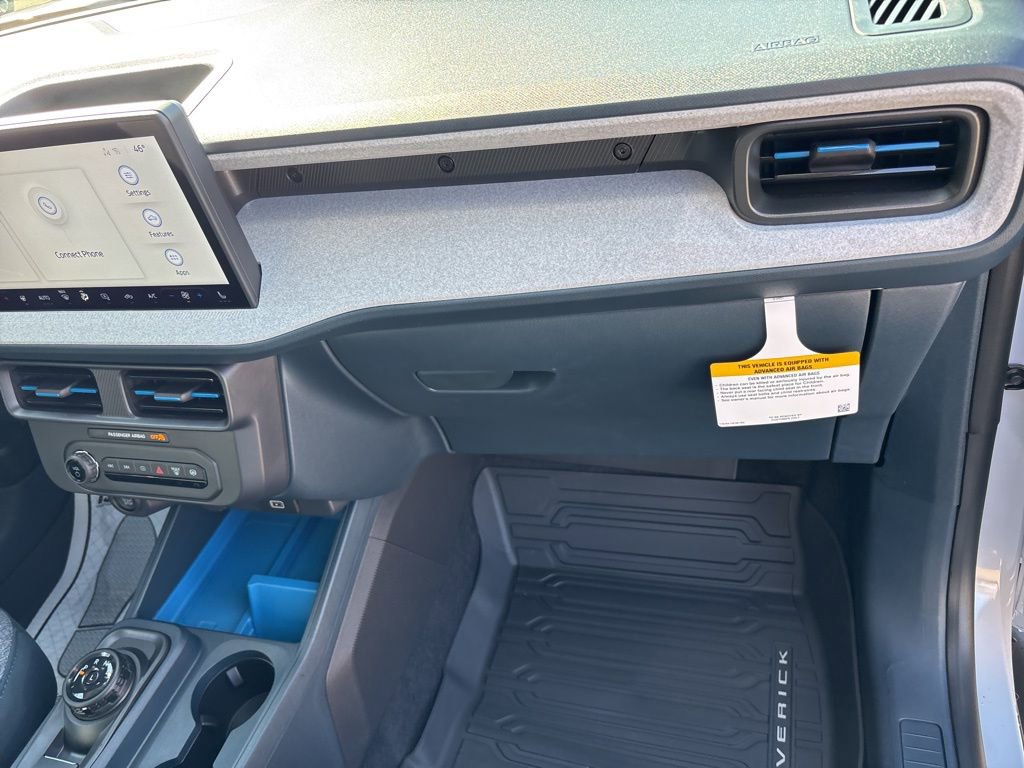 New 2025 Ford Maverick XLT image 23