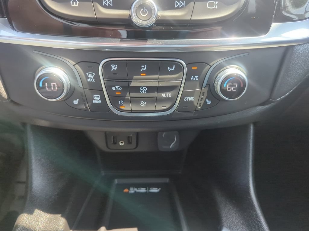 Certified 2023 Chevrolet Traverse LT AWD/4WD image 25