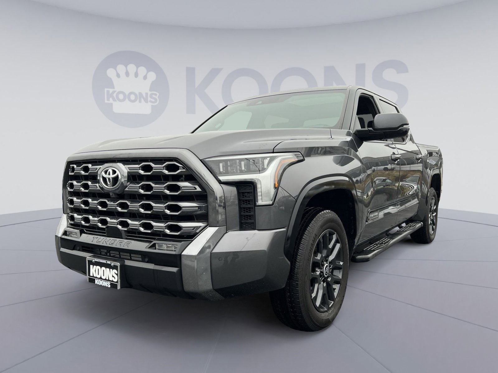 Used 2024 Toyota Tundra Platinum image 1