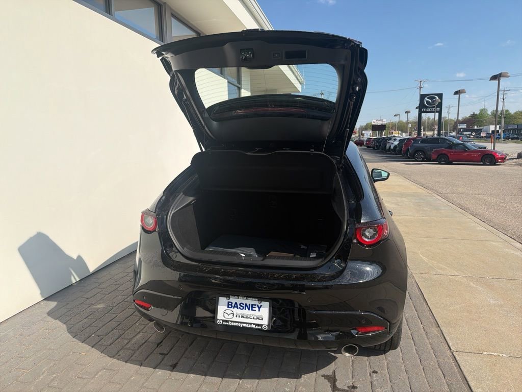 New 2026 MAZDA MAZDA3 Hatchback w/Premium Plus Pkg AWD/4WD image 8