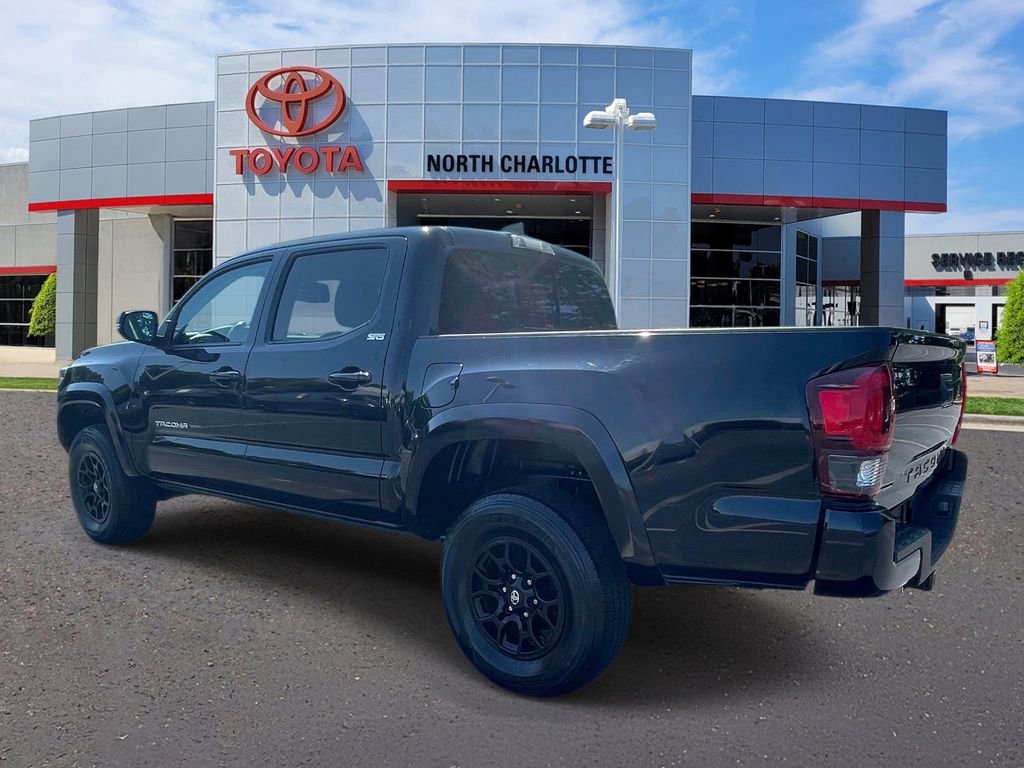Used 2022 Toyota Tacoma SR5 w/ Technology Package RWD image 7