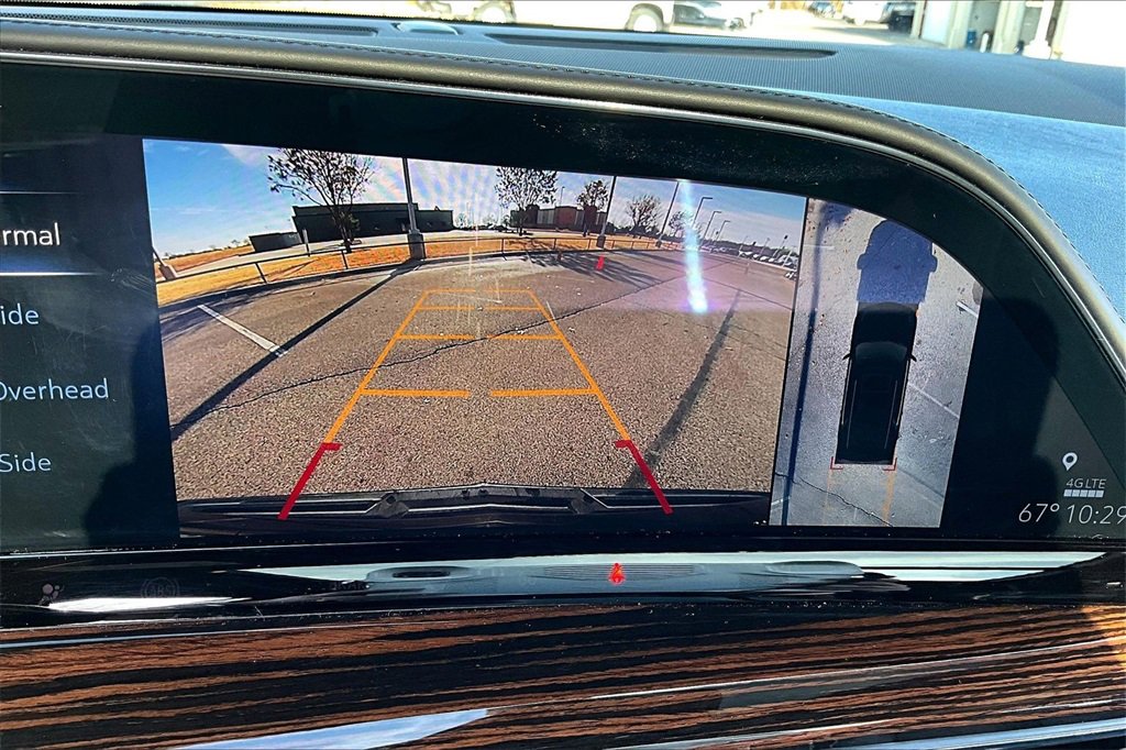 Used 2021 Cadillac Escalade Premium Luxury image 23