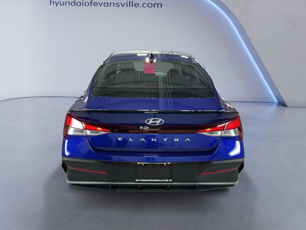 Certified 2026 Hyundai Elantra Sport FWD image 3