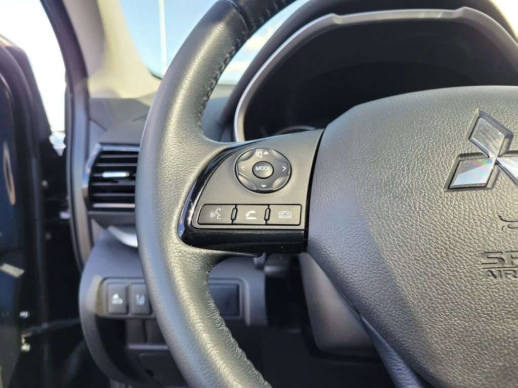 Used 2022 Mitsubishi Eclipse Cross SE image 24