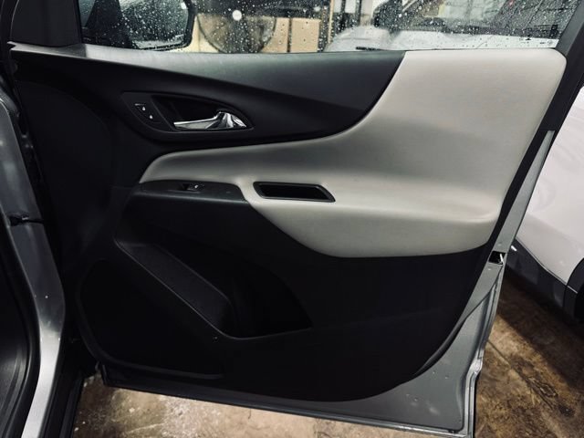 Used 2024 Chevrolet Equinox LT AWD/4WD image 14