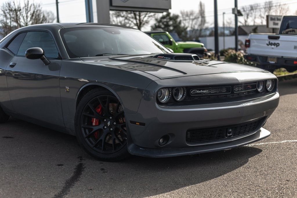 Used 2018 Dodge Challenger R/T Scat Pack image 3