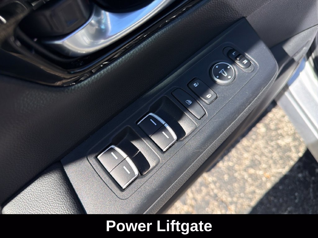 Used 2025 Honda CR-V EX-L image 13