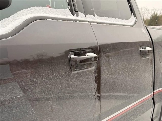 Used 2018 Ford F150 Lariat w/ Equipment Group 502A Luxury image 4