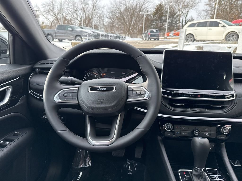 New 2026 Jeep Compass Latitude AWD/4WD image 14