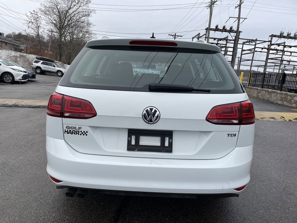 Used 2015 Volkswagen Golf TDI SEL image 4