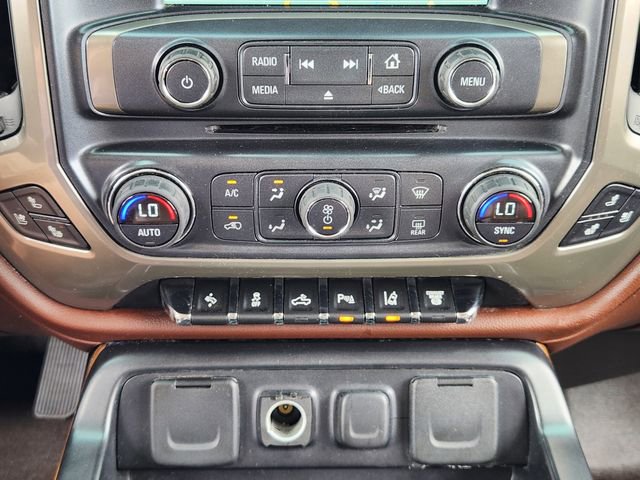 Used 2016 Chevrolet Silverado 2500 High Country w/ Duramax Plus Package AWD/4WD image 17