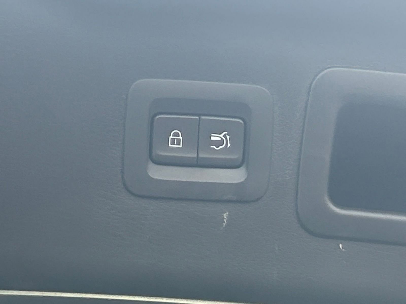 Used 2025 MAZDA CX-90 3.3 Turbo w/ Preferred Package image 24