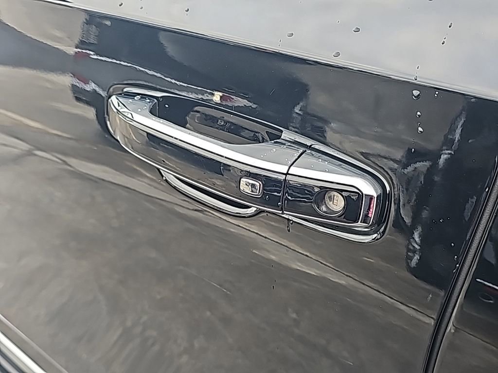 Certified 2024 GMC Yukon XL Denali w/ Max Trailering Package image 11