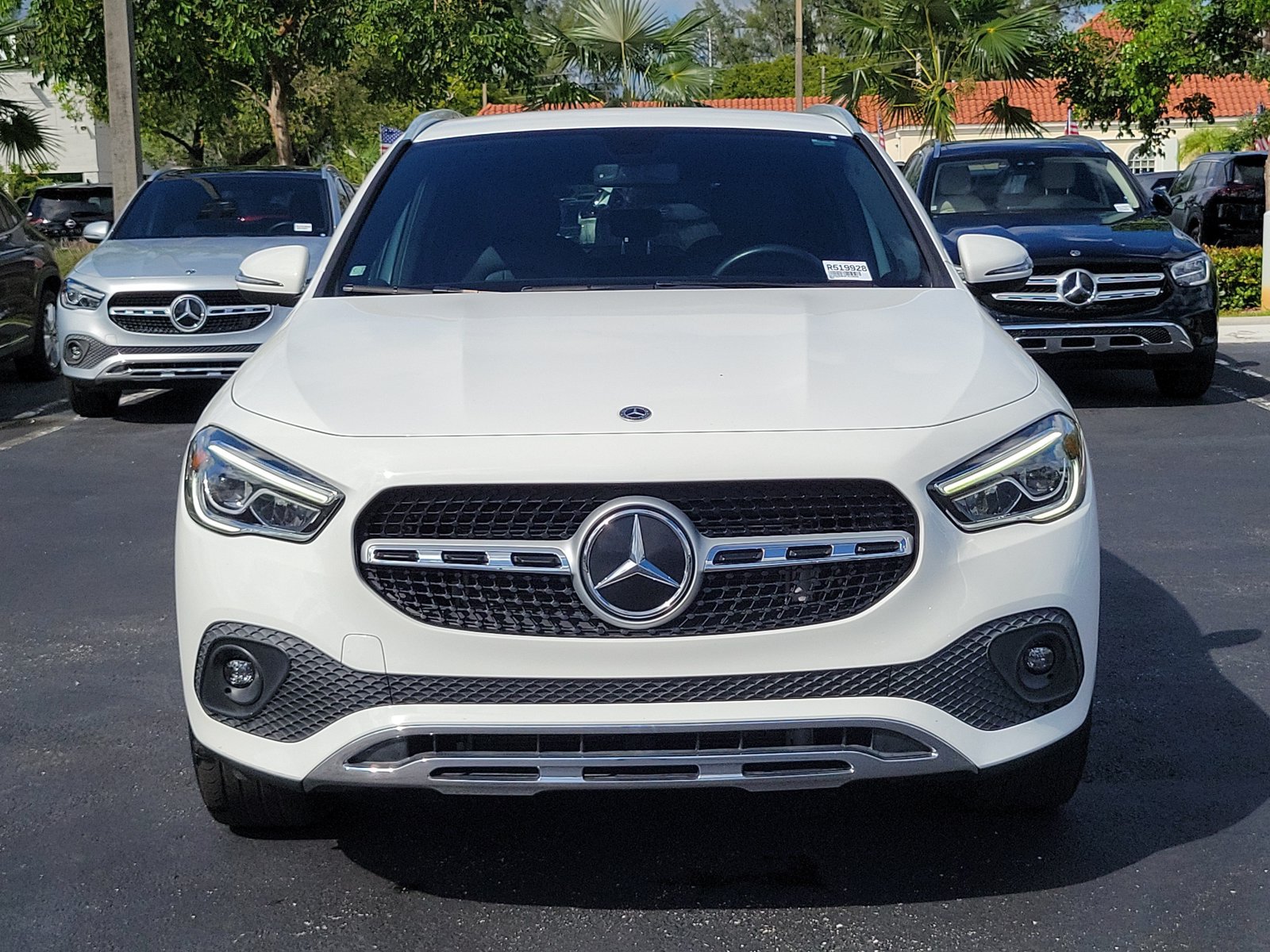 Used 2023 Mercedes-Benz GLA 250 4MATIC image 2