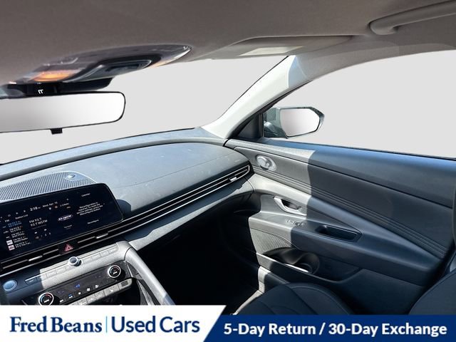 Used 2023 Hyundai Elantra SEL w/ Convenience Package image 25